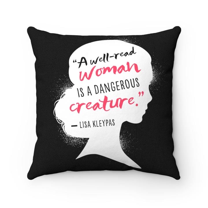 pillows for reading in bed: lisa kleypas